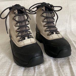 lands end snow boots size 7